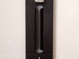 Assemblage vertikal (2025)